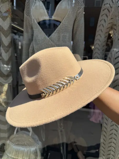 beige gold feqther hat