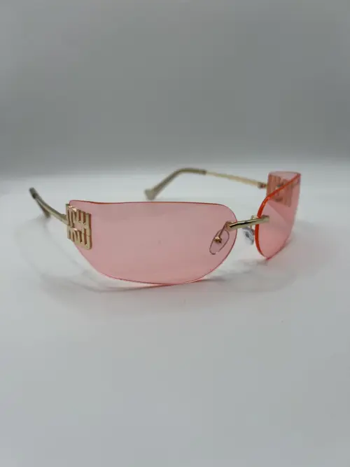 pink mkiu glaassses 1