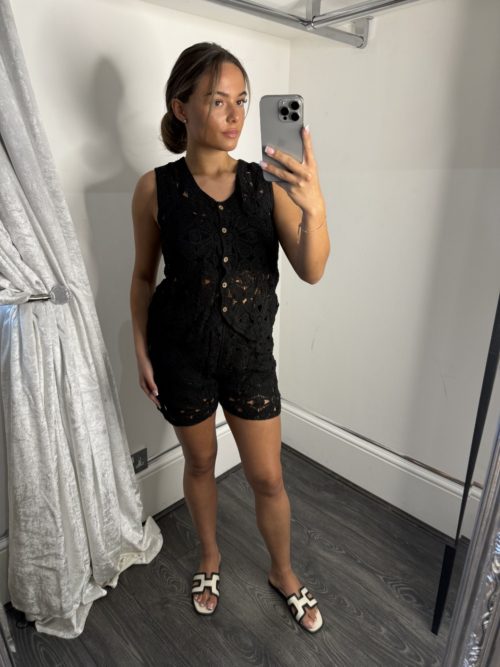 black croche shoirts et 1