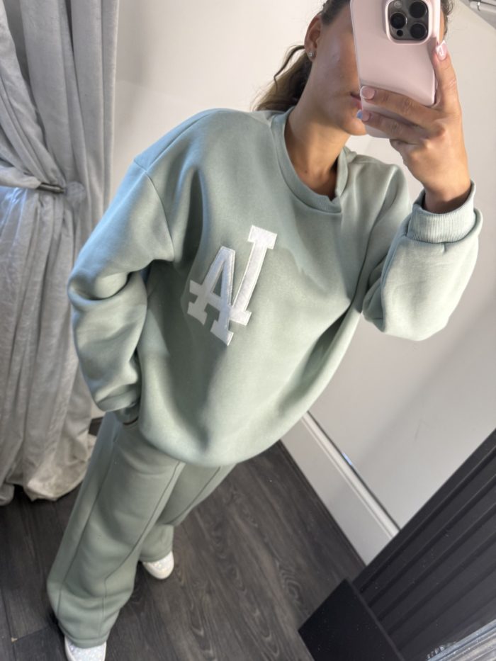 Oversized LA Tracksuits - Image 5