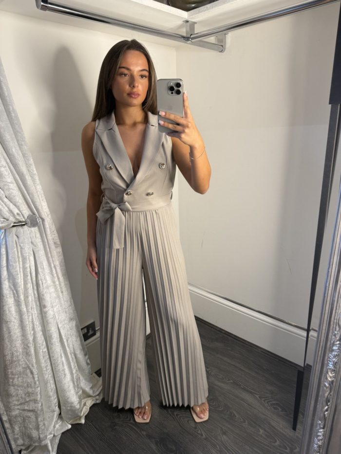 Pleated Wide Leg Tailored Jumpsuit - Image 3