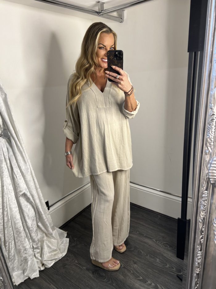 Cotton/Linen Mix V Neck Top and Wide Leg Trouser Set - Image 3