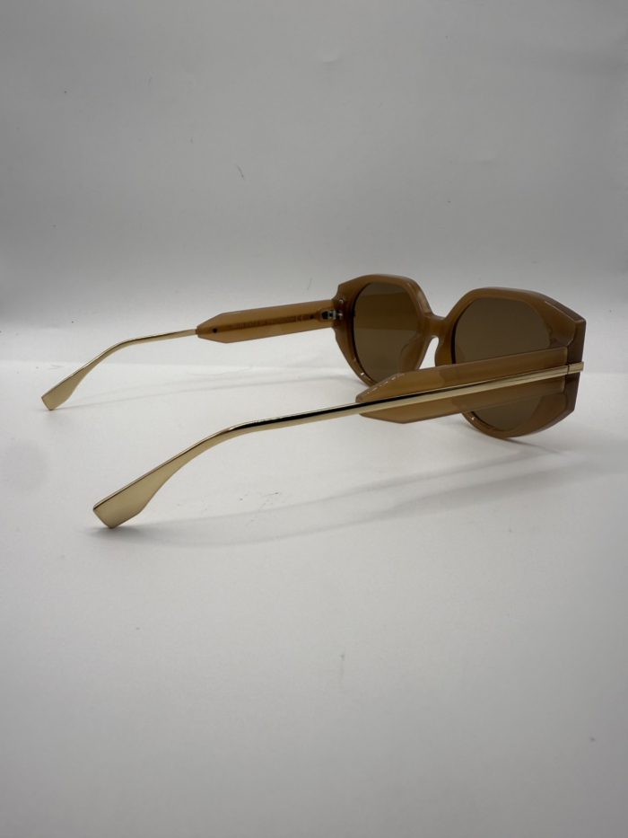 Gold Bar Detail Sunglasses - Image 4