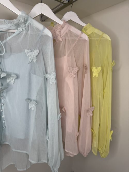 butterfl6 blouses up close
