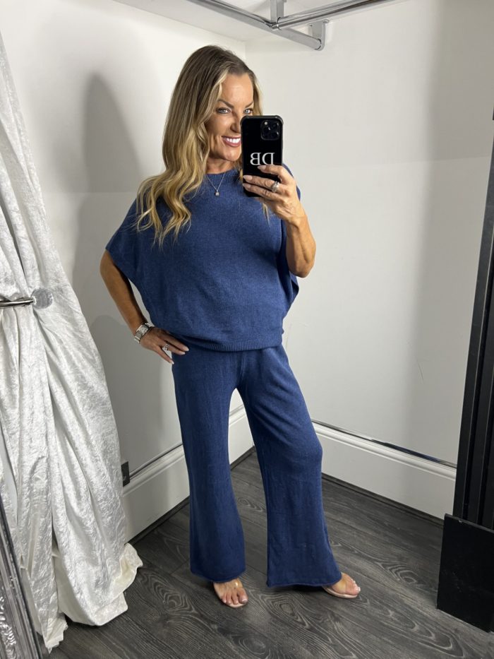 Batwing Style Cashmere Feel Co-ord - Image 5