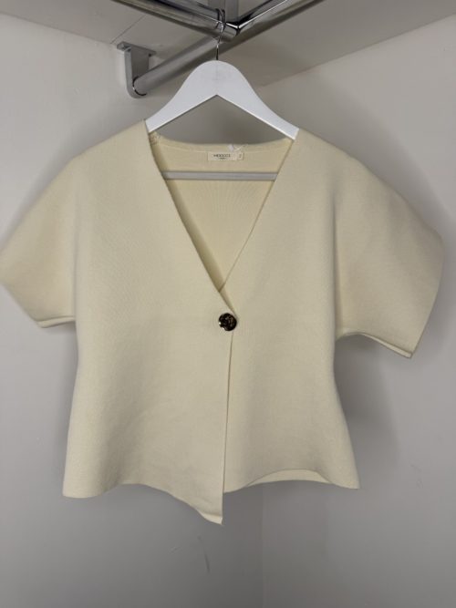 cream one button jujmper
