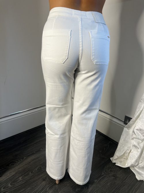 gold button white jeans 3