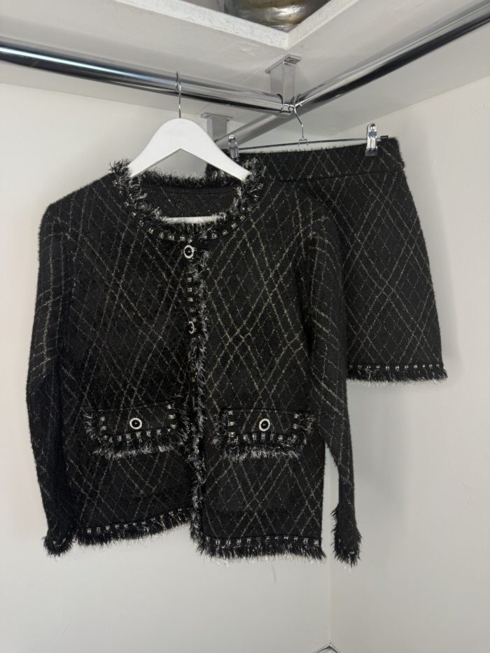 Pearl And Diamonte Encrusted Buttons 2 Piece Set - Image 2