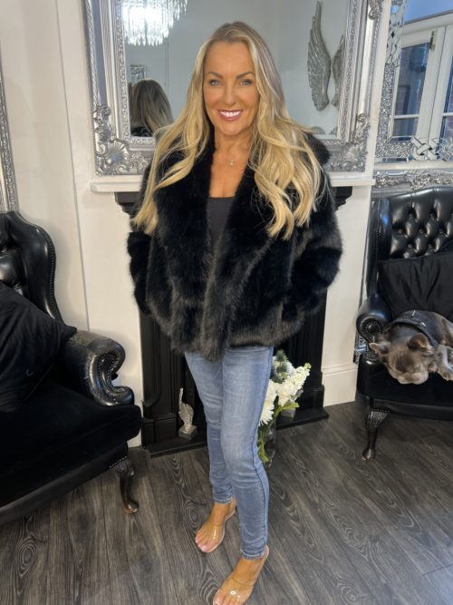black fux fur coat don