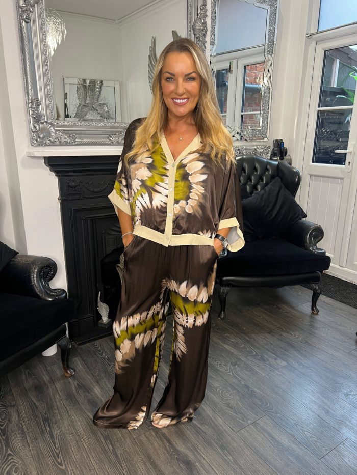 Satin Feel Bomber Jacket And Wide Leg Trouser Set - Image 3