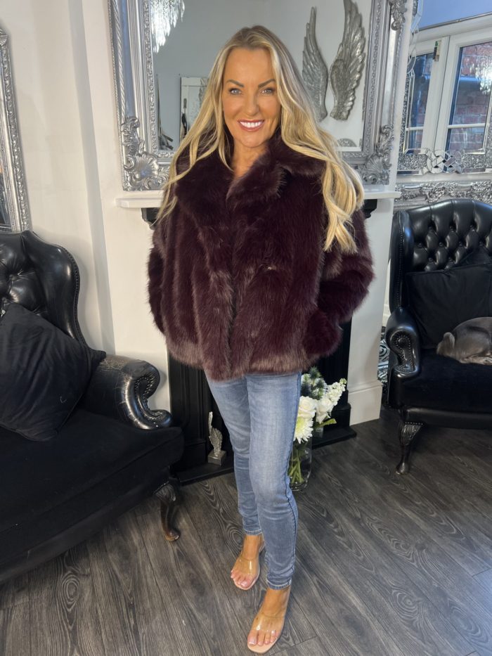 burgundy fauxfur coq doan