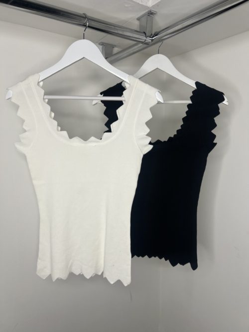 zig zag vests 2