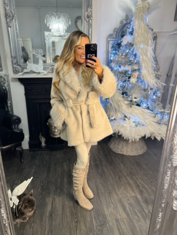 2aa9a096-e20a-42b7-a9b8-aba8c8d8d66a