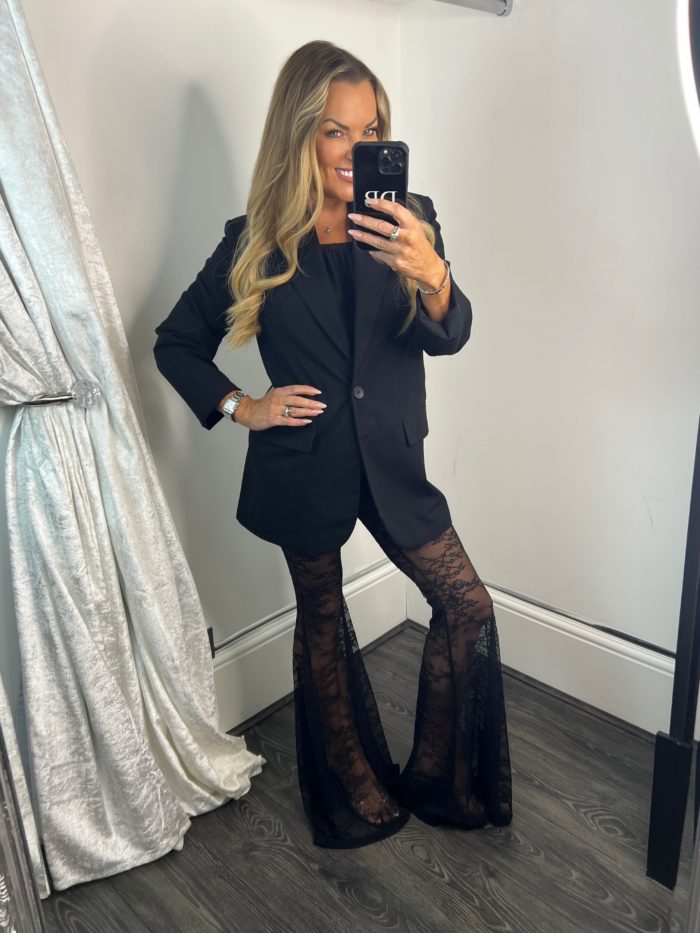 Facetune_01-12-2025-18-01-35