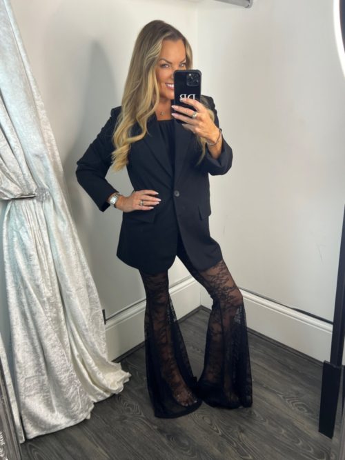 Facetune_01-12-2025-18-01-35