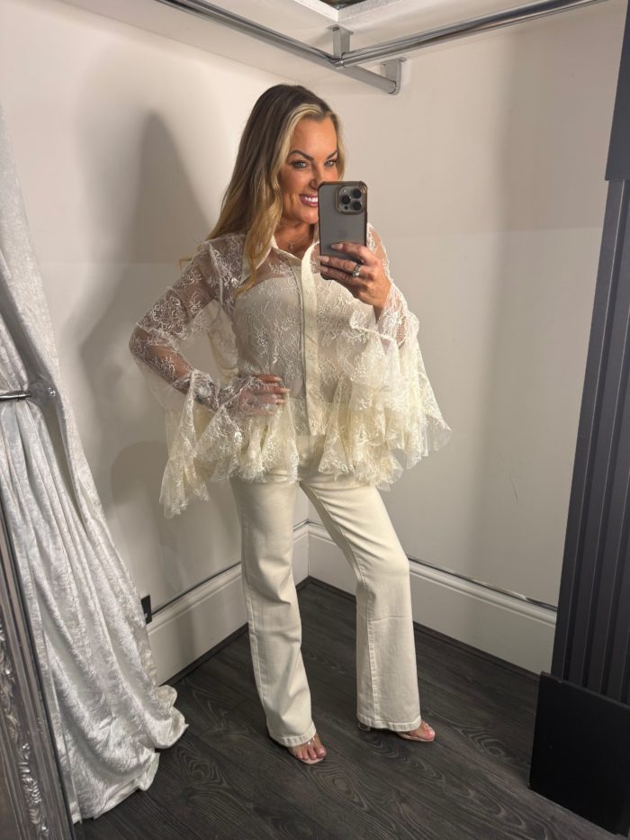 Facetune_09-02-2026-17-24-26