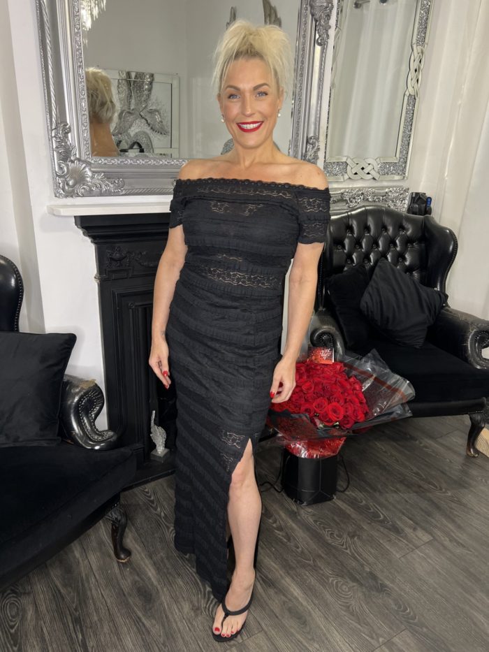 jamie black layered fringe coiord