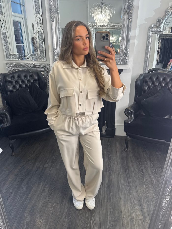 Facetune_21-03-2026-14-33-28