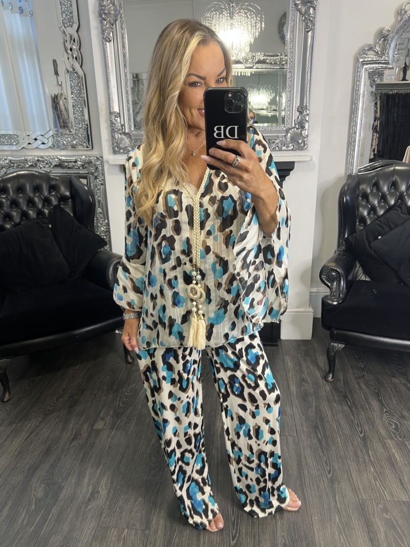 Chiffon Tunic Top and Lycra Based Trouser Set - Image 3