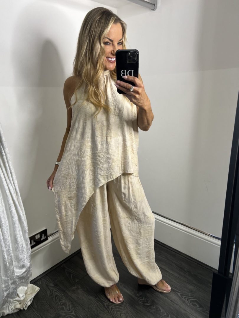 Halter Neck Co-ord With Balloon Trousers - Image 4