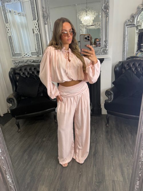 Facetune_08-04-2026-16-02-17