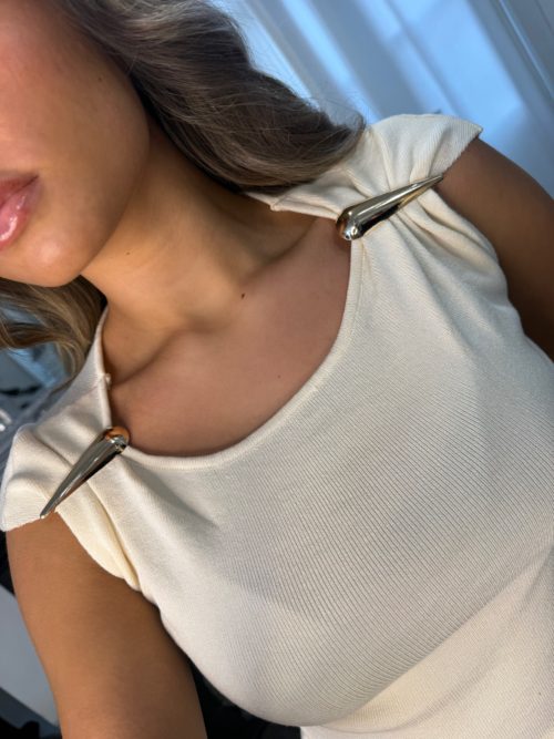 cream gold hardware 2