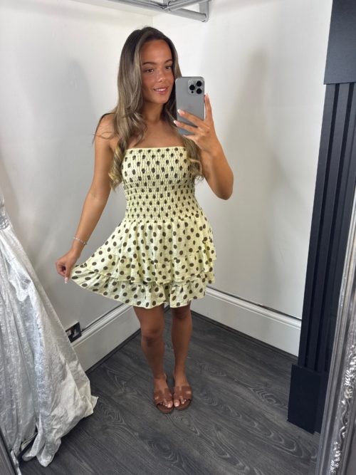 Facetune_27-05-2026-11-39-31