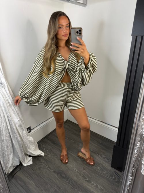Facetune_27-05-2026-16-37-56