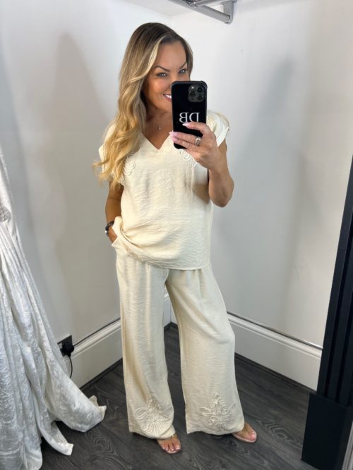 cream lkinene mix paixley coord