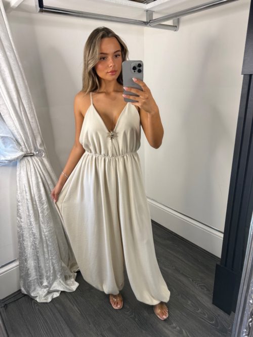 Facetune_29-06-2026-17-43-33