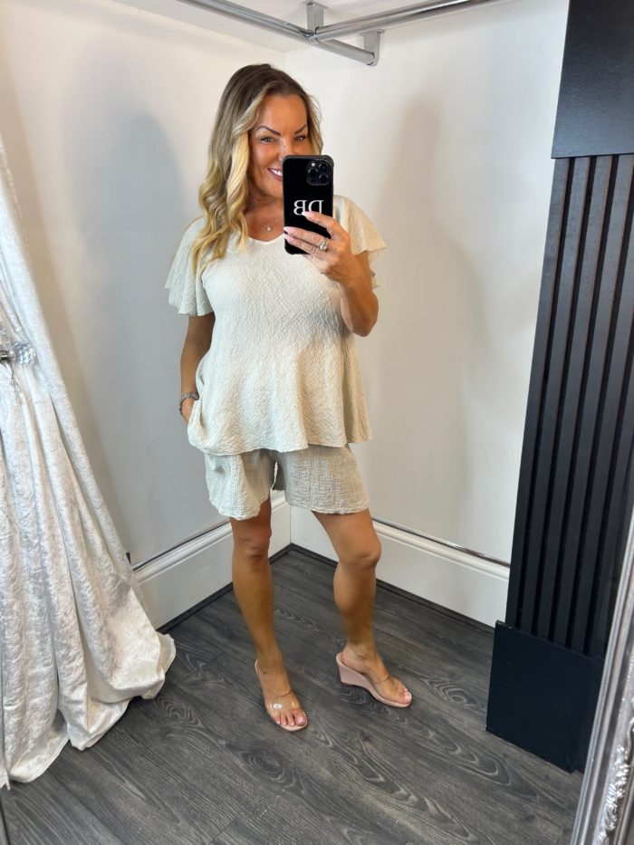 Facetune_09-07-2026-17-00-37