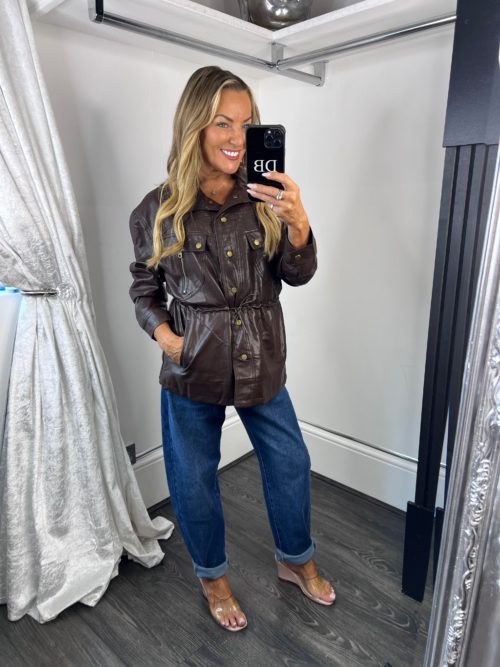 Facetune_13-09-2026-15-09-19