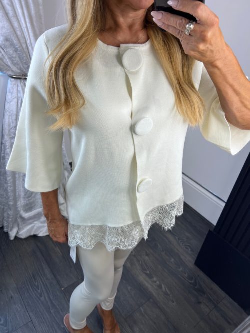 Facetune_13-09-2026-16-26-41